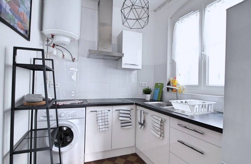 Quartier de la Goutte-d'Or Resort | 62 m² Private room ∙ 1 bedroom ∙ 3 guests