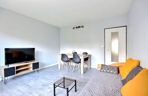 Pantin Apartment | 65 m² Apartment ∙ 2 bedrooms ∙ 4 guests