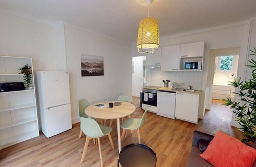 Porte d'Asnieres Resort | 69 m² Private room ∙ 1 bedroom ∙ 1 guest