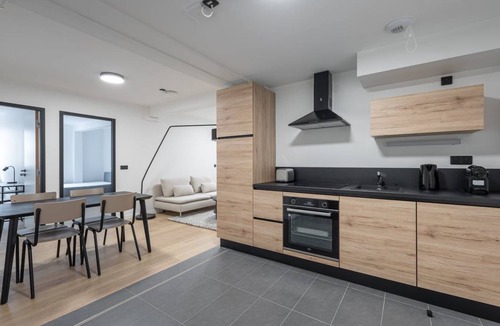 Clichy Resort | 69 m² Private room ∙ 1 bedroom ∙ 1 guest