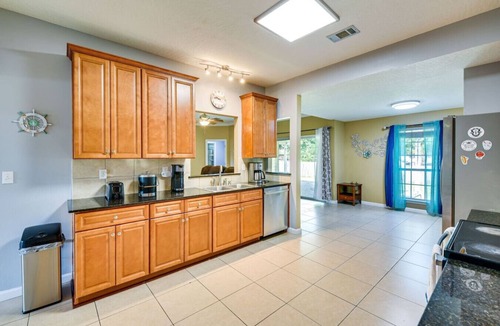 Crestview House | 6BR Family Home | Near Twin Hills | Fire Pit