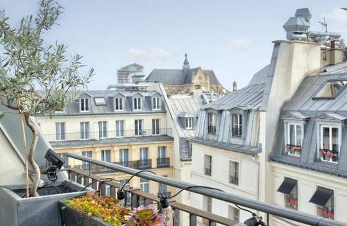 Les Halles Apartment | 70 m² Apartment ∙ 2 bedrooms ∙ 127 guests