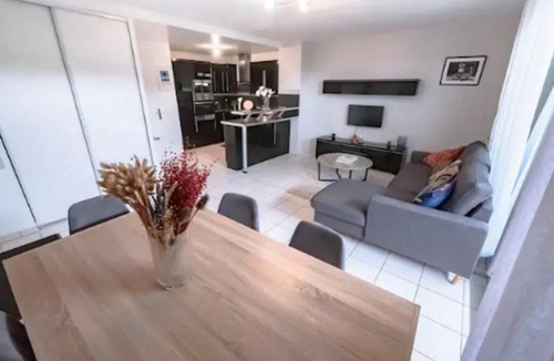 Bobigny Resort | 70 m² Private room ∙ 1 bedroom ∙ 1 guest