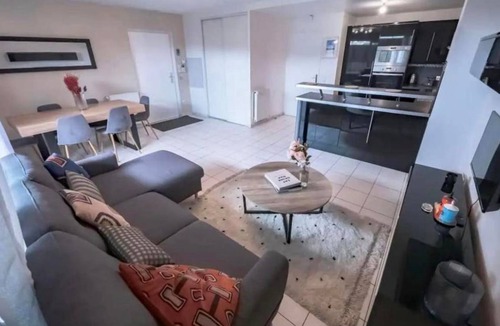 Bobigny Resort | 70 m² Private room ∙ 1 bedroom ∙ 1 guest