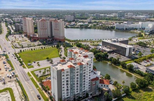 Florida Center Apartment | 700 m² Apartment ∙ 4 guests