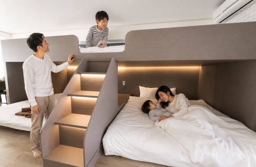 Kabukicho Apartment | 701-Natural Wood Room｜8 ppl |Custom Queen Bunk Beds｜Golden Gai & Kabukicho|40㎡