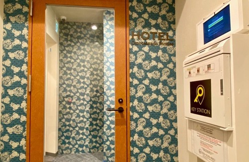 Minamiaoyama House | 703 HOTEL Omotesando Stories / Minato-ku Tokyo