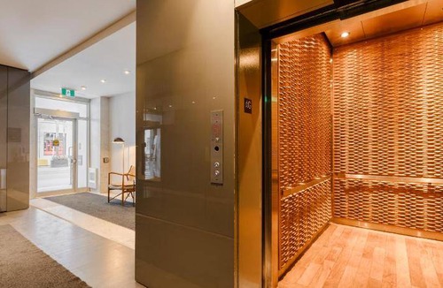 Fashion District Hotel | 71 m² Hotel ∙ 127 guests