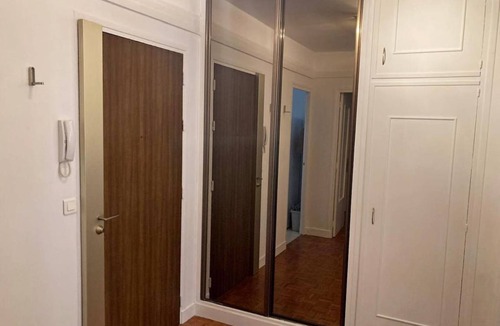 Republique–Point-du-Jour Apartment | 75 m² Apartment ∙ 2 bedrooms ∙ 4 guests
