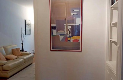 Republique–Point-du-Jour Apartment | 75 m² Apartment ∙ 2 bedrooms ∙ 4 guests