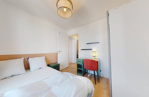 La Garenne-Colombes Resort | 75 m² Private room ∙ 1 bedroom ∙ 1 guest