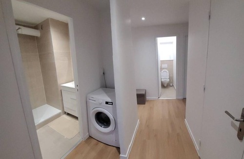 Epinay-sur-Seine Apartment | 76 m² Apartment ∙ 3 bedrooms ∙ 8 guests
