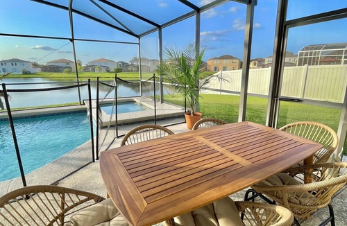 Crescent Lakes House | 7BR POOL/SPA RENTAL NEAR DISNEY, ETC