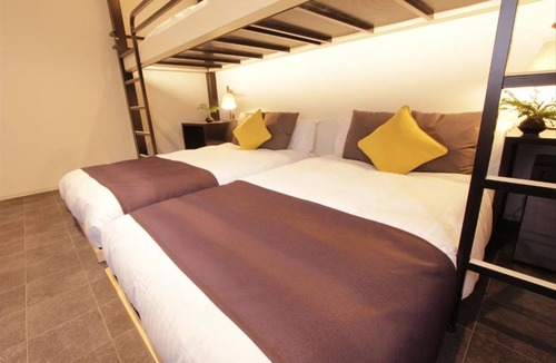 Higashiueno House | 7person room 2 semidouble beds2 single beds1 set of futons private bathroom and shared kitche / Taito-ku Tokyo