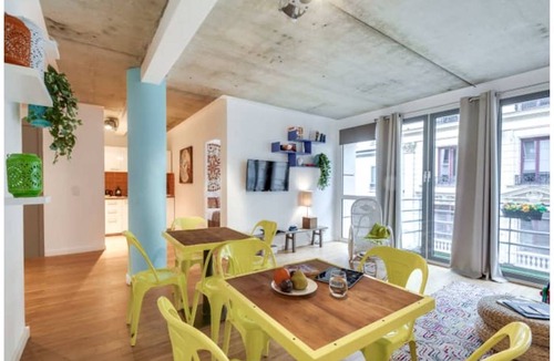 Quartier Saint-Georges Apartment | 80 m² Apartment ∙ 3 bedrooms ∙ 6 guests