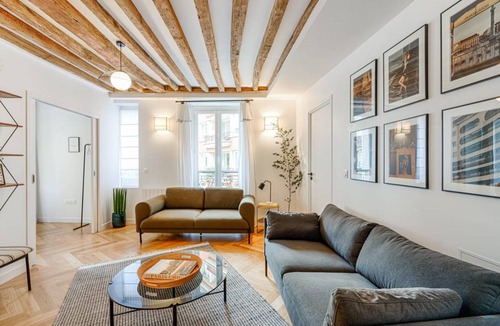 Val-de-Grace Apartment | 80 m² Apartment ∙ 4 bedrooms ∙ 8 guests