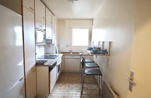 11th Arrondissement Resort | 80 m² Private room ∙ 1 bedroom ∙ 4 guests