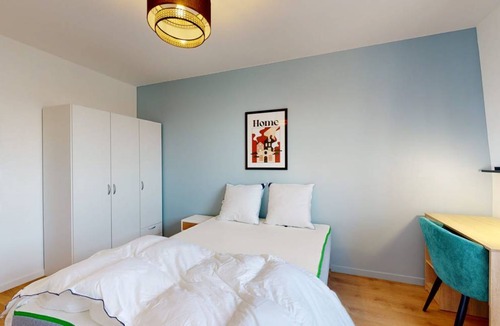 Choisy-le-Roi Resort | 82 m² Private room ∙ 1 bedroom ∙ 2 guests