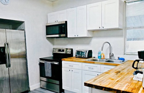 Sulphur Springs House | 8210 N Klondyke St Tampa