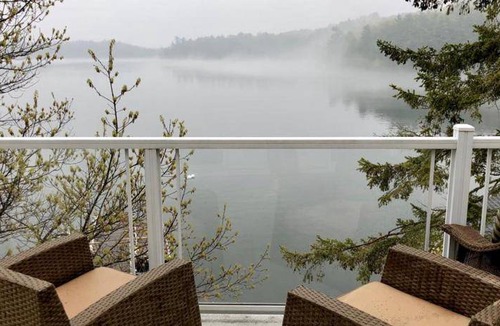 Port Carling Hotel | 84 m² Hotel ∙ 2 bedrooms ∙ 6 guests