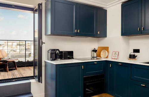 7th Arrondissement Apartment | 84 m² Serviced apartment ∙ 3 bedrooms ∙ 127 guests
