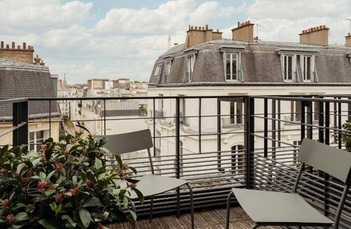 7th Arrondissement Apartment | 84 m² Serviced apartment ∙ 3 bedrooms ∙ 127 guests