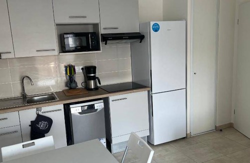 Le Blanc-Mesnil Apartment | 85 m² Apartment ∙ 2 bedrooms ∙ 4 guests