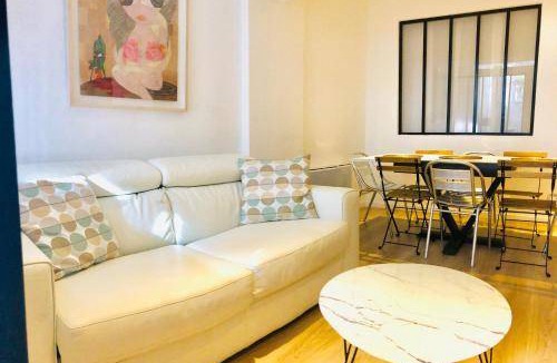 20th Arrondissement Apartment | 85 m² Apartment ∙ 3 bedrooms ∙ 9 guests