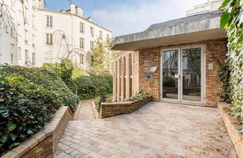 Grenelle Apartment | 85 m² Apartment ∙ 3 bedrooms ∙ 8 guests