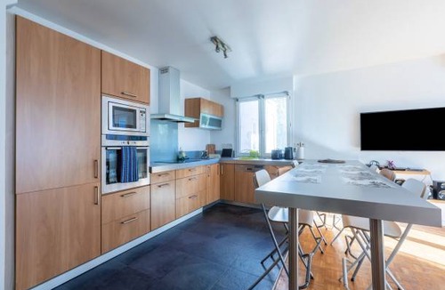 L'Hay-les-Roses Apartment | 86 m² Apartment ∙ 3 bedrooms ∙ 4 guests