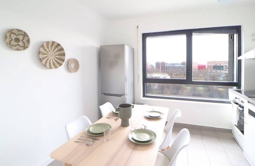 Porte d'Aubervilliers Resort | 87 m² Private room ∙ 1 bedroom ∙ 4 guests