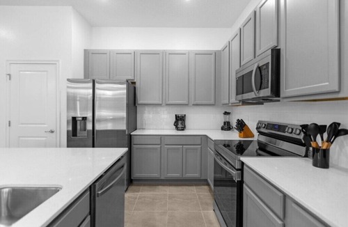 Fairvilla House | 9 Bedroom/9 Bathroom/Paradiso Grande (6228SS)