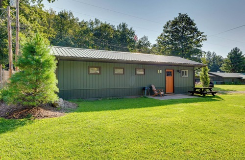 Hillsgrove Cabin | 9 Mi to Worlds End State Park: Deluxe Cabin H