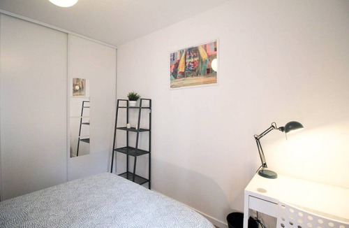Clichy Resort | 90 m² Private room ∙ 1 bedroom ∙ 5 guests