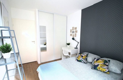 Clichy Resort | 90 m² Private room ∙ 1 bedroom ∙ 5 guests