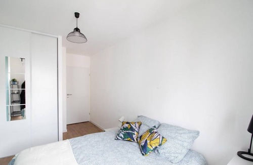 Clichy Resort | 91 m² Private room ∙ 1 bedroom ∙ 4 guests