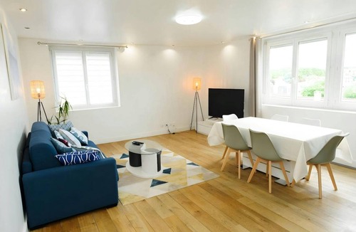 Val de Brie Apartment | 96 m² Apartment ∙ 3 bedrooms ∙ 9 guests