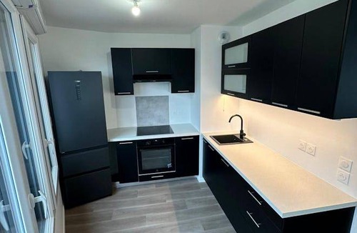 Bobigny Resort | 98 m² Private room ∙ 1 bedroom ∙ 4 guests