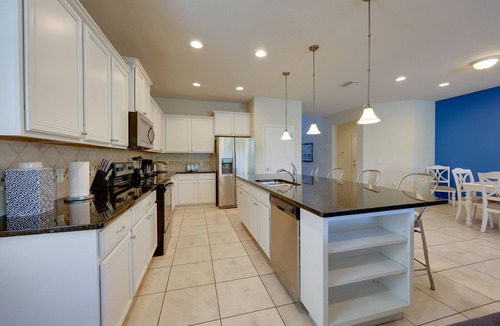 Four Corners House | 9Br/6Ba luxurious Pool House with lake view from 280/nt, Close To Disney