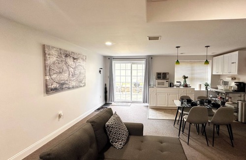 Paoli Apartment | A basement apartment with private bedroom, full bath, kitchen and entrance.
