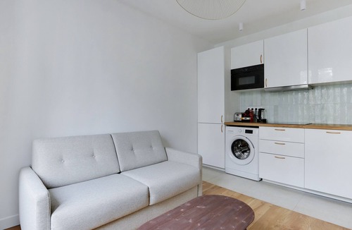 Charonne Apartment | A Bright 2-BR in Nation - Charonne