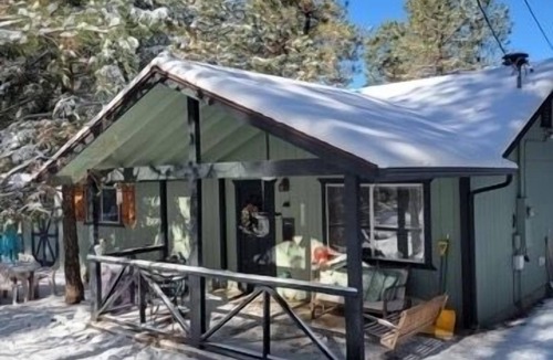 Strawberry Cabin | A/C! Cabin in Strawberry Cool for Summer. Warm for Winter, Elk, and Relax.