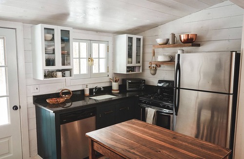 Phoenicia Cabin | A Couple's Mountain Cabin Retreat (Catskills)