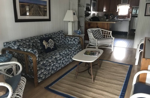 Rehoboth by the Sea Cottage | A COZY BEACH COTTAGE - NEW LOWER RATE FOR LAST WEEK OF AUGUST