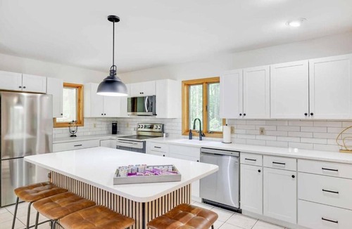 Albrightsville House | A Family Woodland Retreat