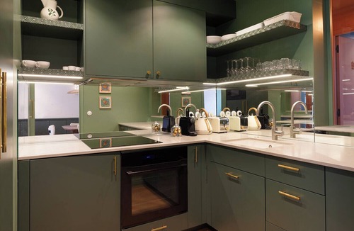 Quartier Saint-Georges Apartment | A Glowing 3-BR/3BA with Services in Opéra - St-Lazare