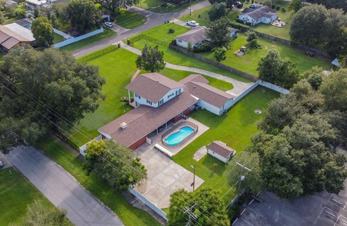 Brandon House | A Large Tropical Estate (Over 1.5 Acres of space) by RedAwning