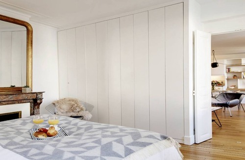Enfants-Rouges Apartment | A PARISIAN CHARACTER LOCATED BETWEEN THE MARAIS AND THE RUE OBERKAMPFM-1 BEDROOM