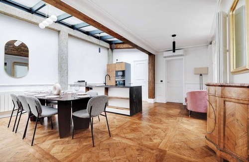 Val-de-Grace Apartment | A PERFECT BLEND OF CLASSIC ELEGANCE & MODERN COMFORT NEXT TO LUXEMBOURG GARDEN