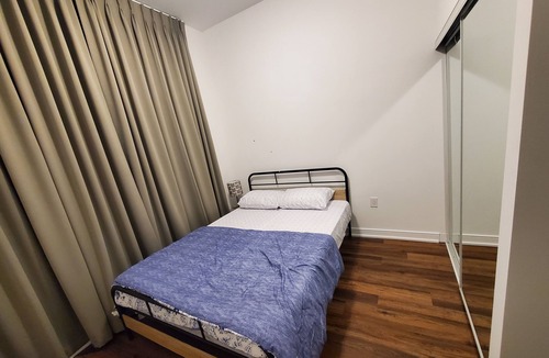Sunnylea Condo | A Perfect Suite for Family Vacation or Business Trip 10mins to Downtown Toronto